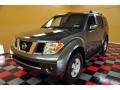 Granite Metallic - Pathfinder SE 4x4 Photo No. 2