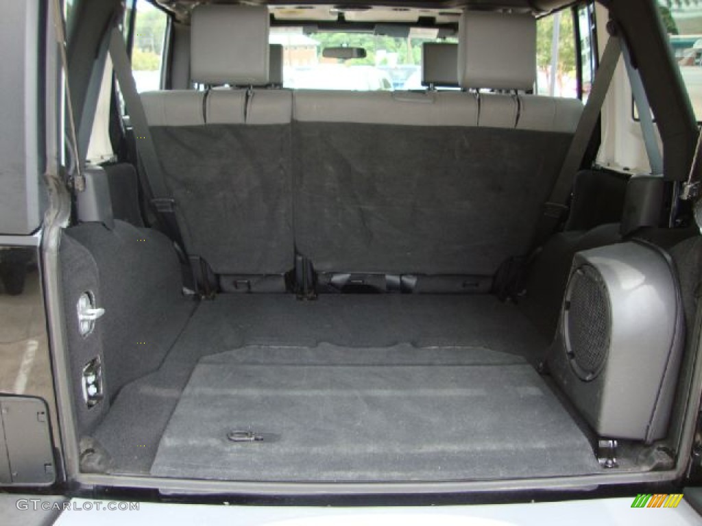 2008 Jeep Wrangler Unlimited Sahara Trunk Photo #50722954