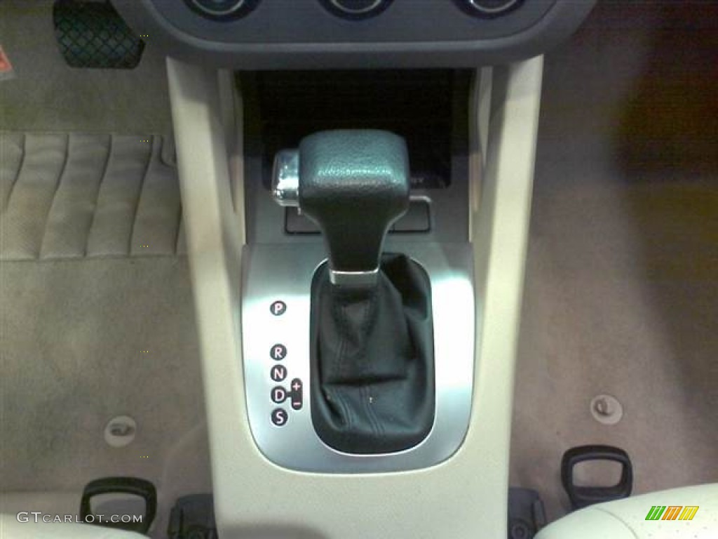 2005 Volkswagen Jetta 2.5 Sedan 6 Speed Tiptronic Automatic Transmission Photo #50726529
