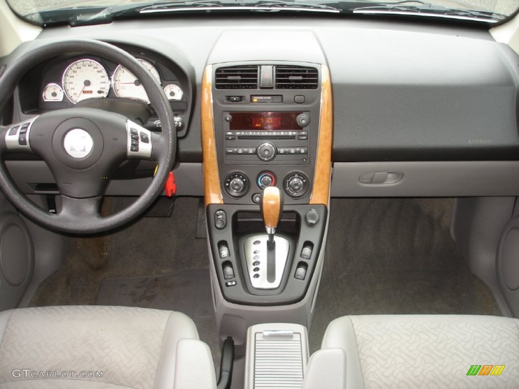 2007 Saturn VUE V6 Gray Dashboard Photo #50727384