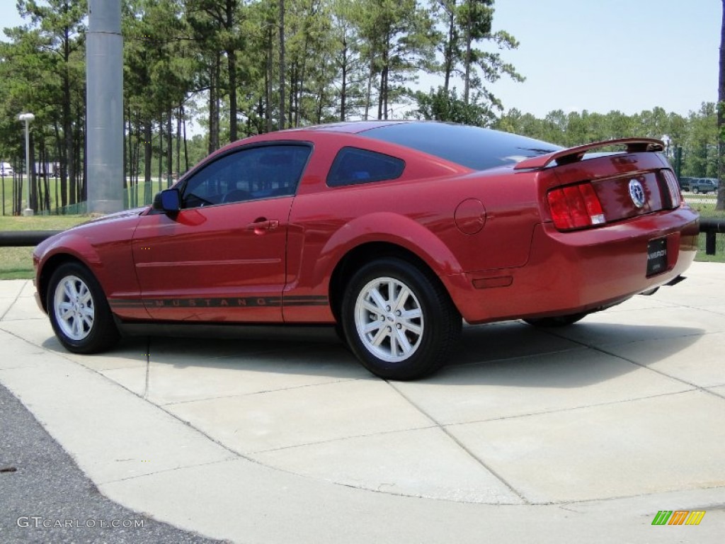 2005 Mustang V6 Deluxe Coupe - Redfire Metallic / Dark Charcoal photo #7