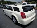 2005 Cool Vanilla White Dodge Magnum SXT  photo #4