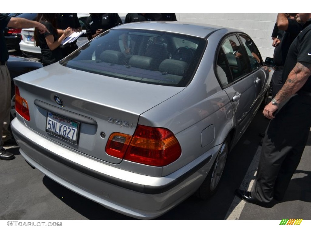 2005 3 Series 325i Sedan - Titanium Silver Metallic / Black photo #3