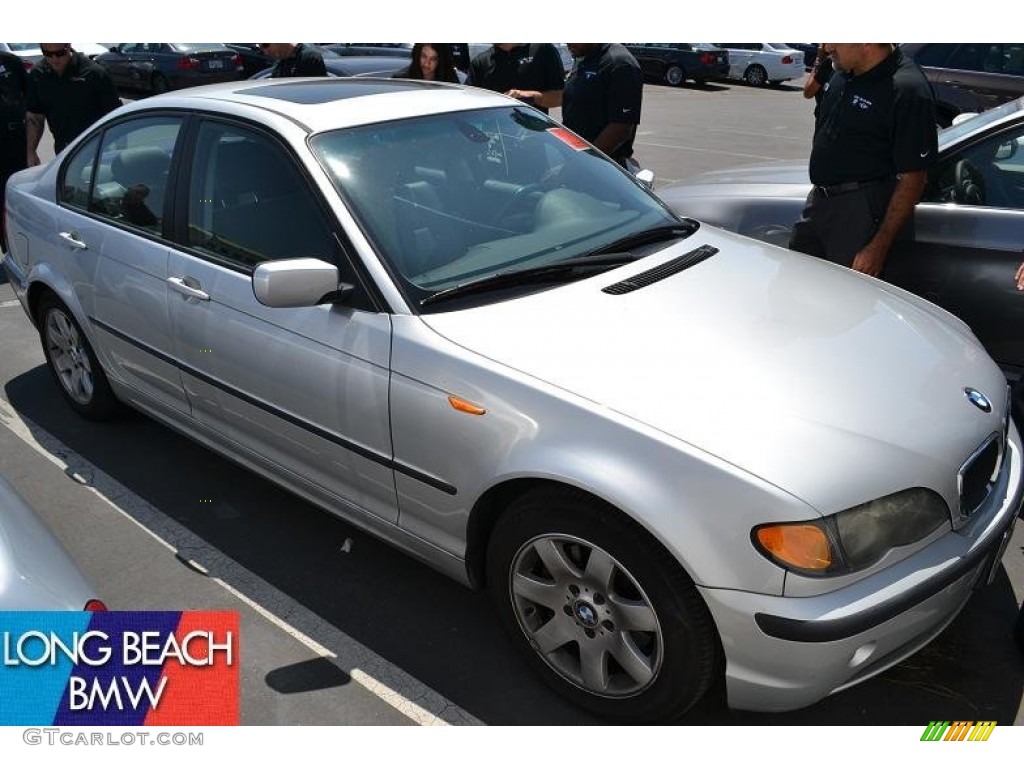 2005 3 Series 325i Sedan - Titanium Silver Metallic / Black photo #4