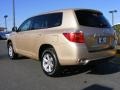Sandy Beach Metallic - Highlander 4WD Photo No. 4