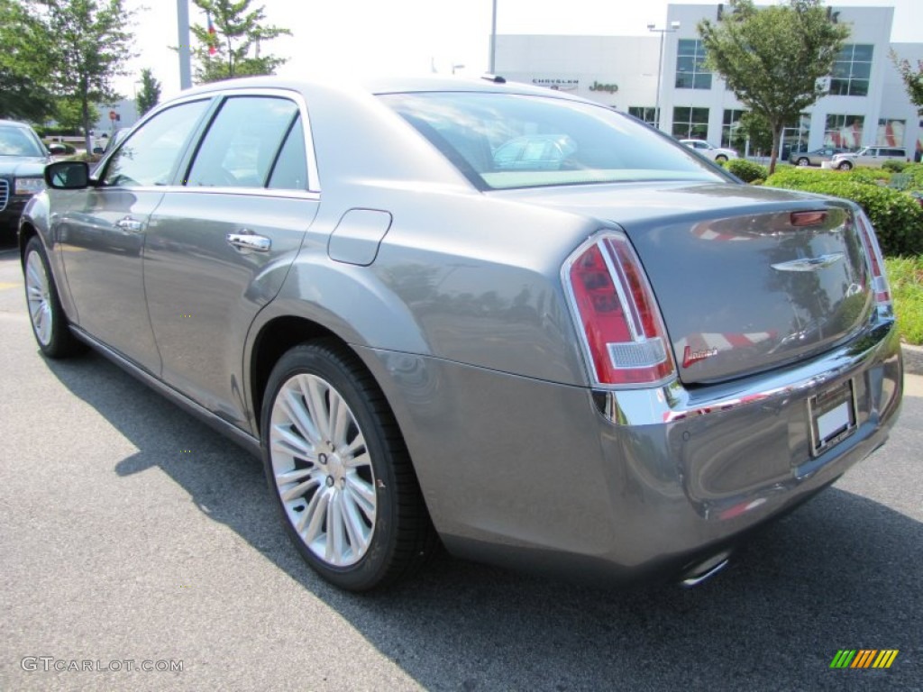 Tungsten Metallic 2011 Chrysler 300 C Hemi Exterior Photo #50734500