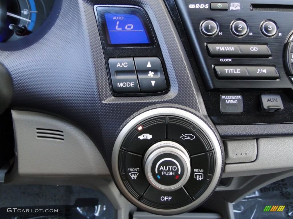2010 Honda Insight Hybrid LX Controls Photo #50735094