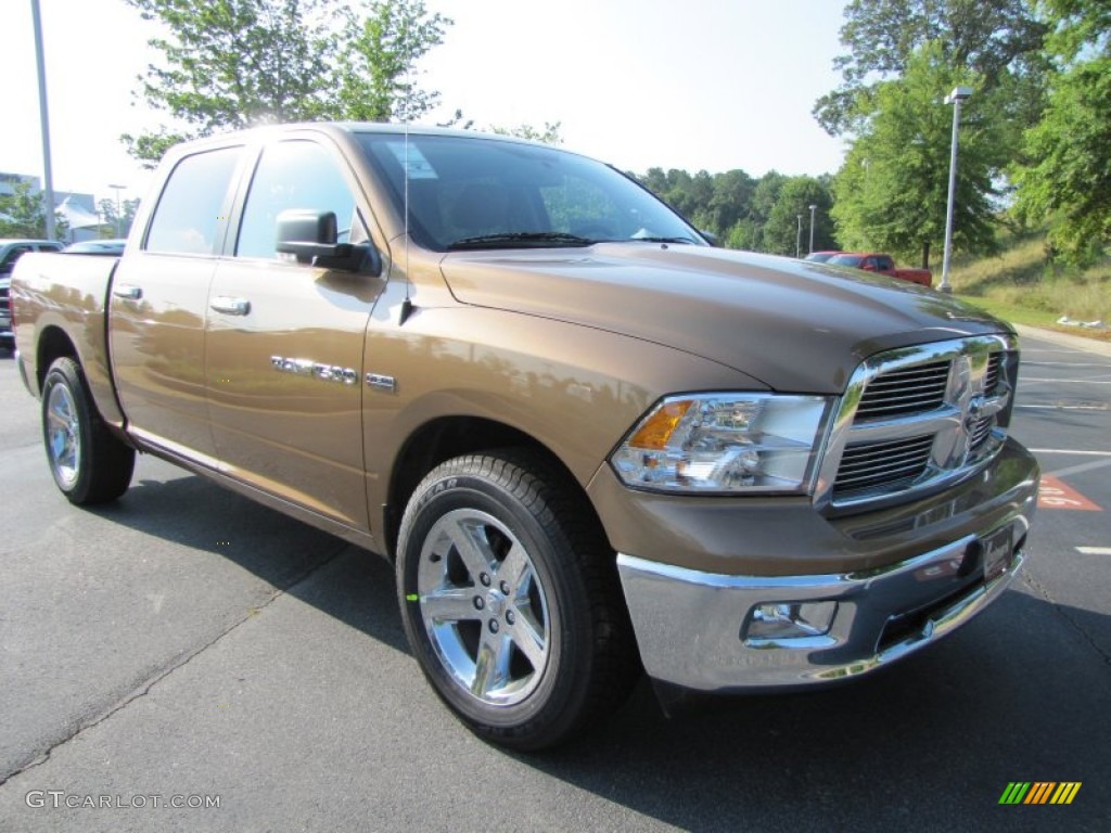 2011 Ram 1500 Big Horn Crew Cab - Saddle Brown Pearl / Light Pebble Beige/Bark Brown photo #4