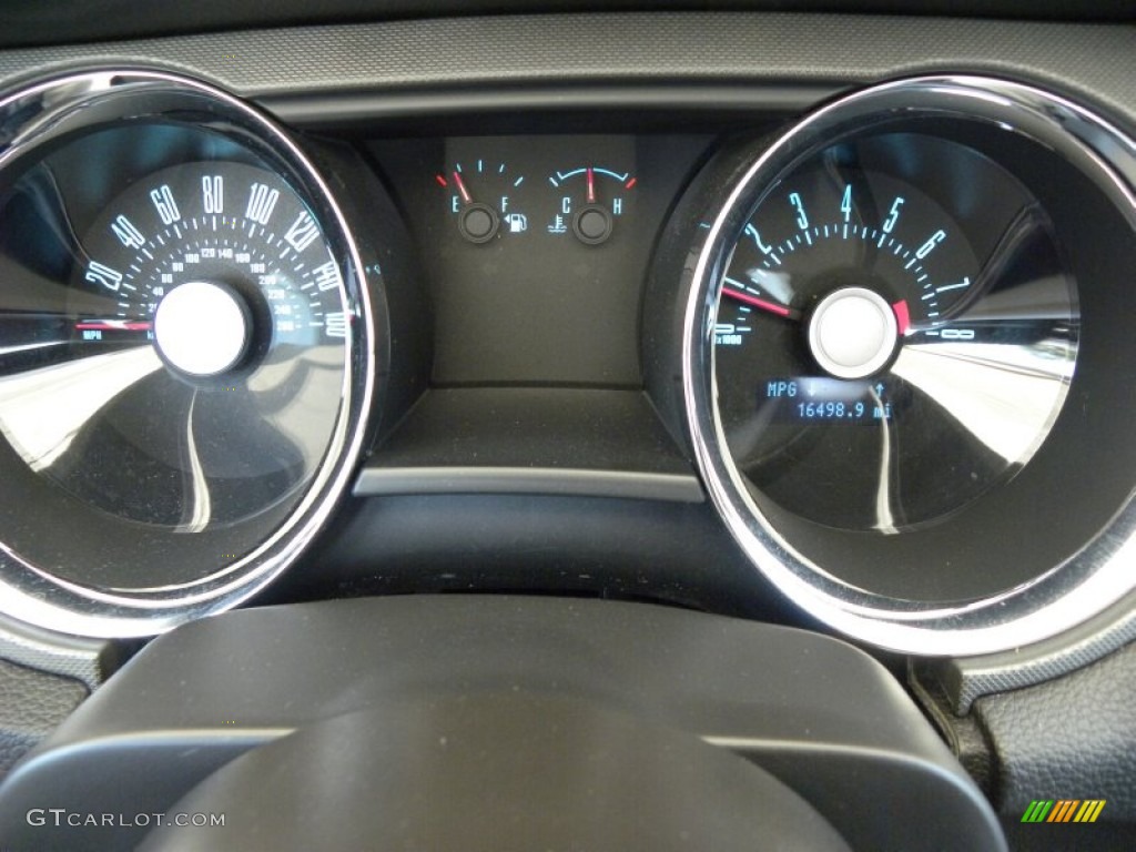 2011 Ford Mustang GT Convertible Gauges Photo #50739189
