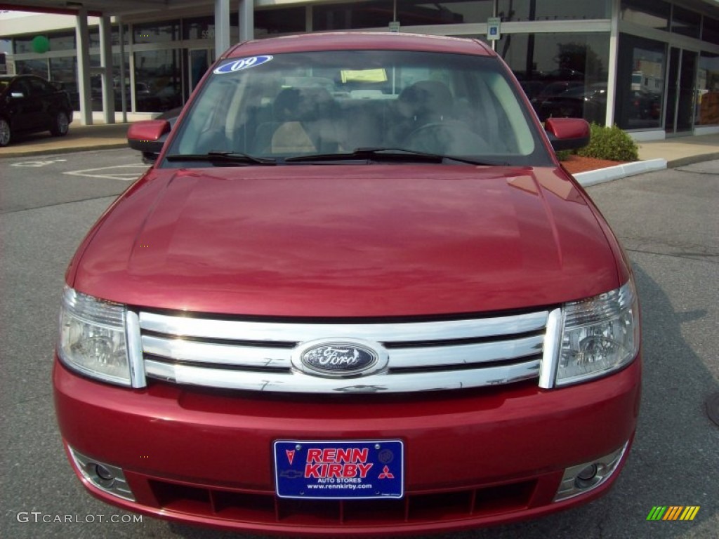2009 Taurus SE - Sangria Red Metallic / Medium Light Stone photo #18