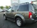 Storm Gray - Pathfinder SE 4x4 Photo No. 4