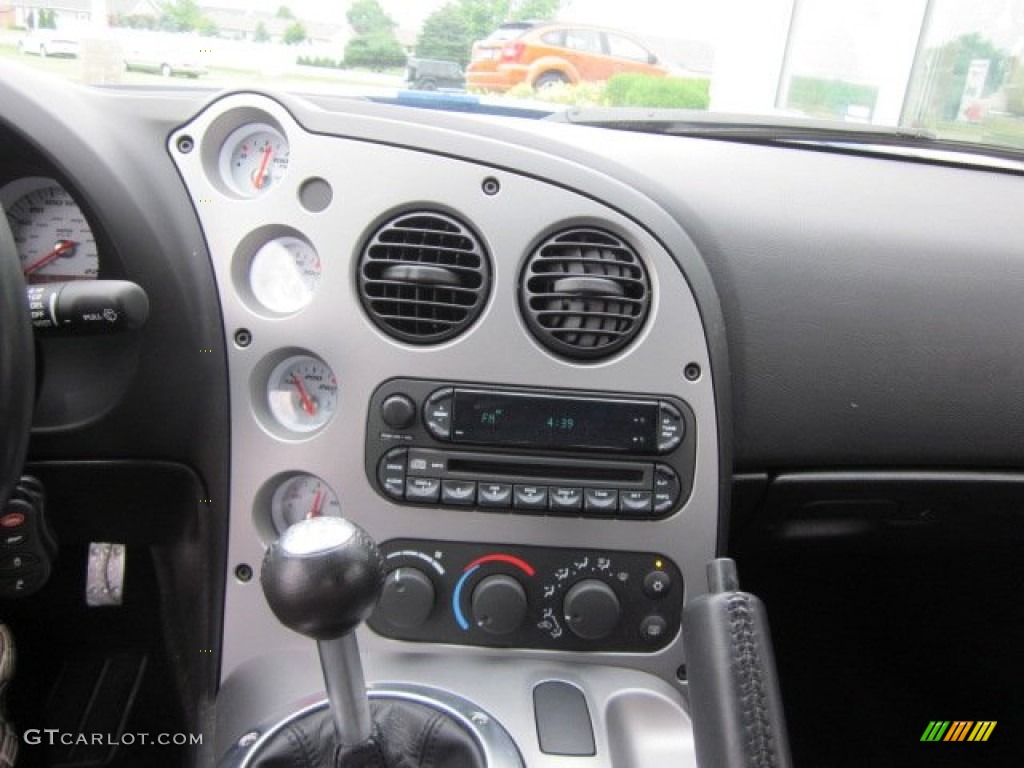 2008 Dodge Viper SRT-10 Coupe Controls Photo #50743006