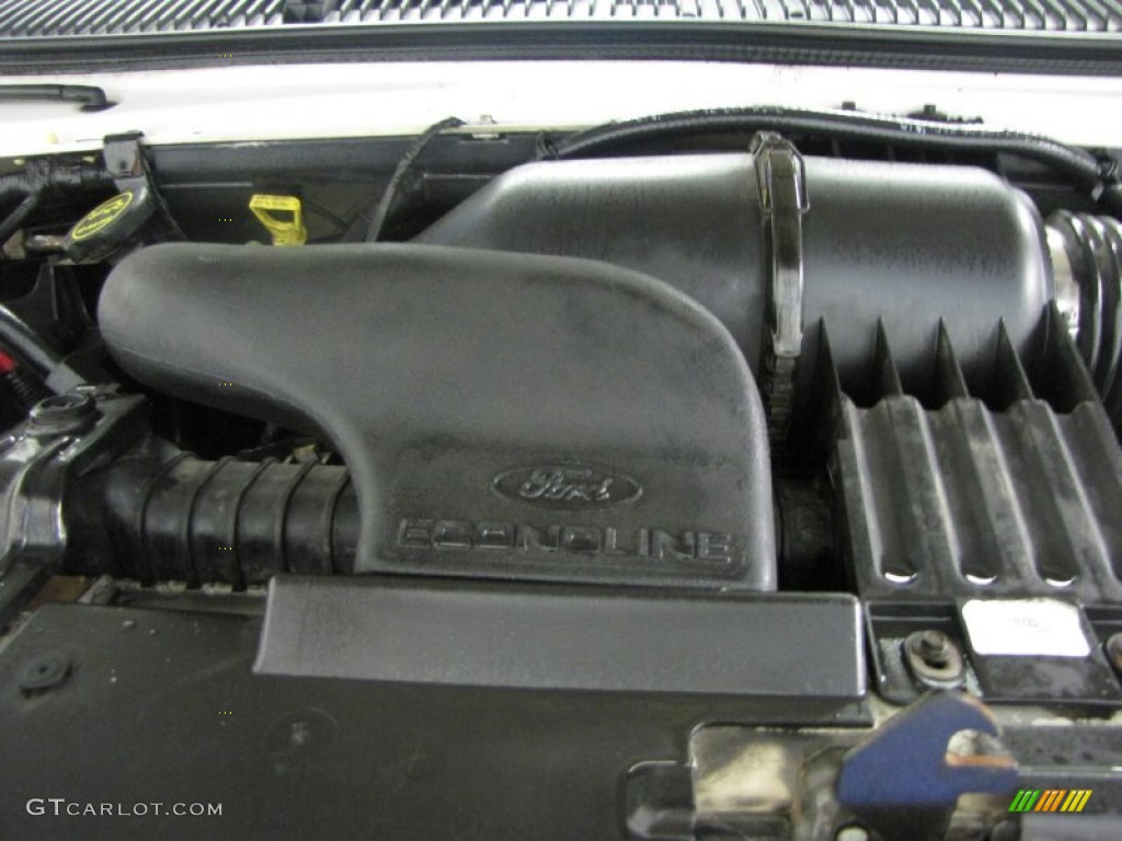 2001 Ford E Series Van E250 Cargo 5.4 Liter SOHC 16-Valve Triton V8 Engine Photo #50745450