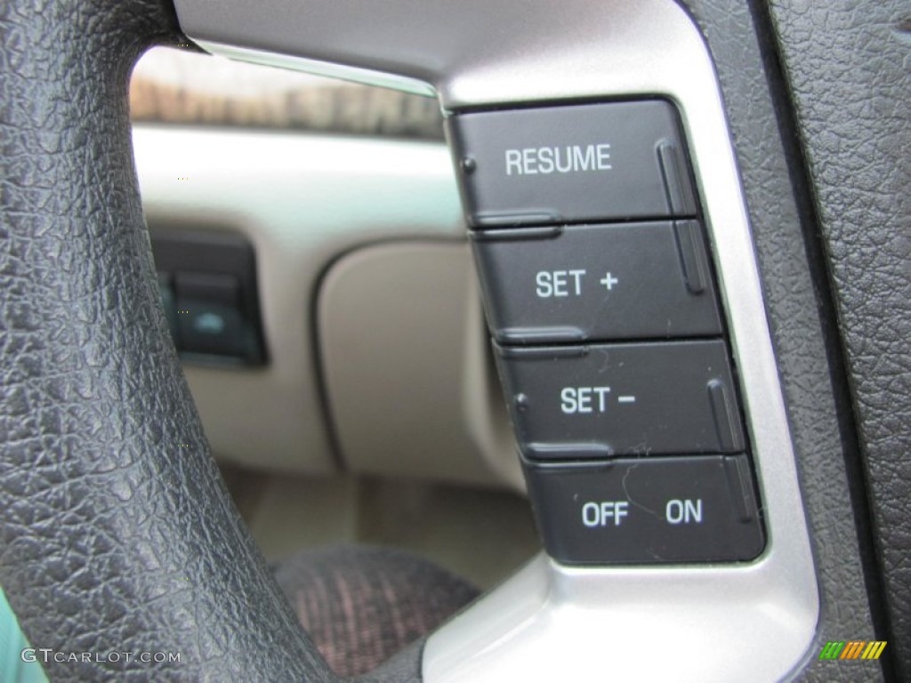 2007 Mercury Milan V6 AWD Controls Photo #50746893