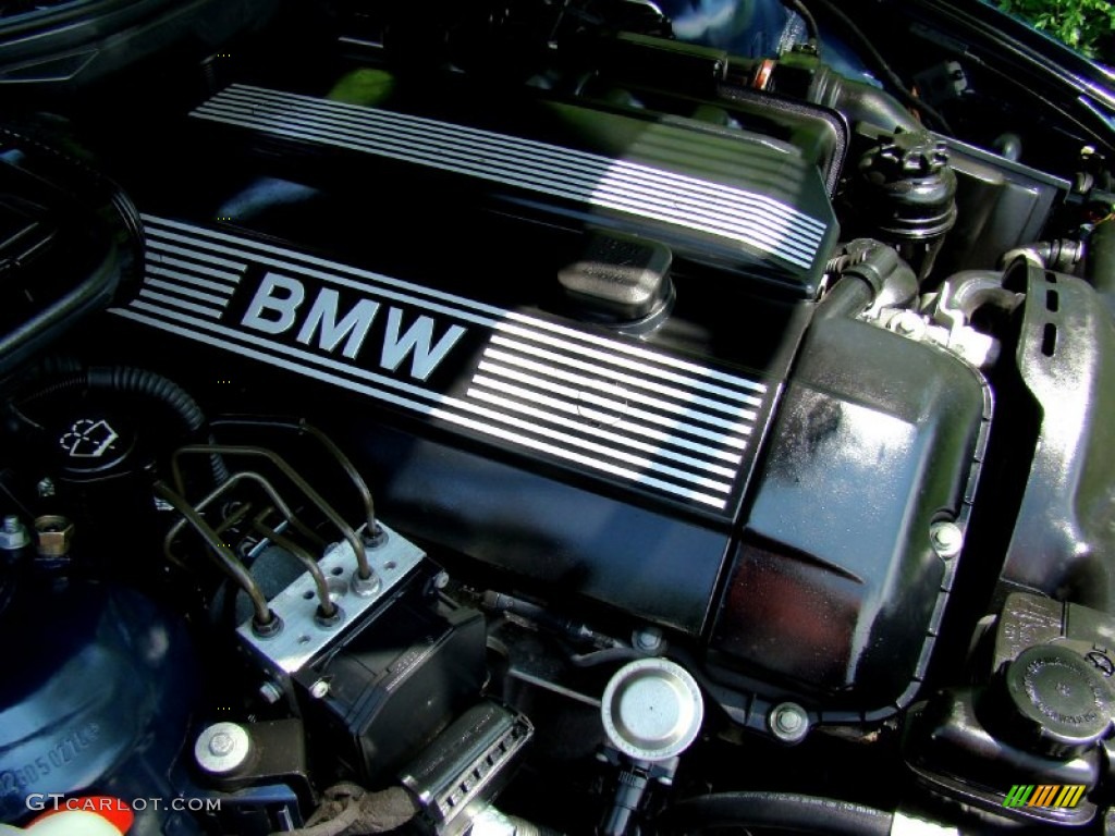 2002 BMW 5 Series 525i Wagon 2.5L DOHC 24V Inline 6 Cylinder Engine Photo #50748294