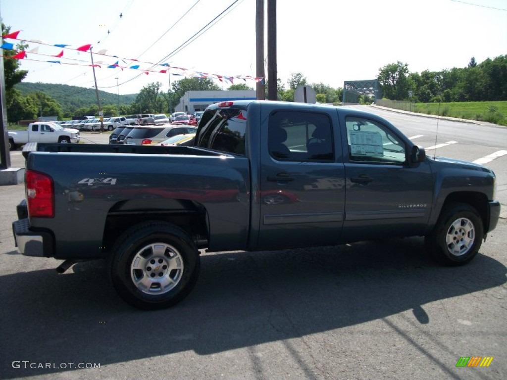 2011 Silverado 1500 LT Crew Cab 4x4 - Blue Granite Metallic / Ebony photo #2