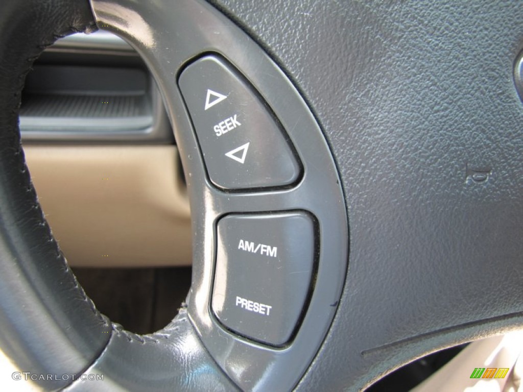 1999 Oldsmobile Silhouette Premier Controls Photo #50749860