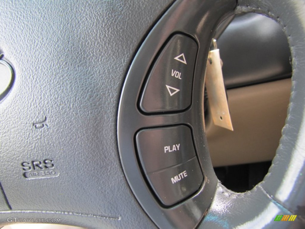 1999 Oldsmobile Silhouette Premier Controls Photo #50749875