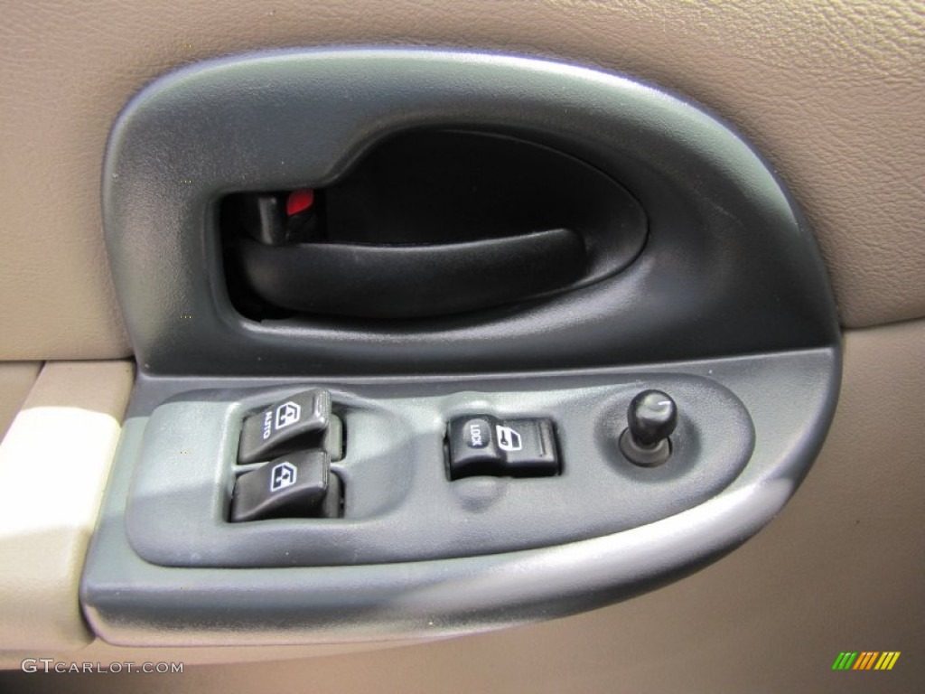 1999 Oldsmobile Silhouette Premier Controls Photo #50749911