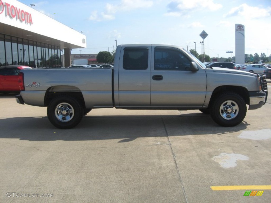 2003 Silverado 1500 Extended Cab 4x4 - Light Pewter Metallic / Dark Charcoal photo #8