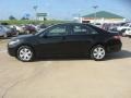 Black - Camry LE Photo No. 4