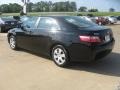 Black - Camry LE Photo No. 5