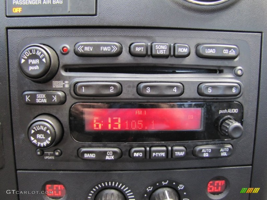 2008 Pontiac Grand Prix Sedan Controls Photo #50751465