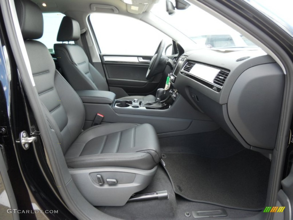 Black Anthracite Interior 2011 Volkswagen Touareg VR6 FSI Sport 4XMotion Photo #50751978
