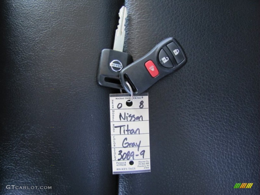2008 Titan LE King Cab 4x4 - Smoke Gray / Charcoal photo #34