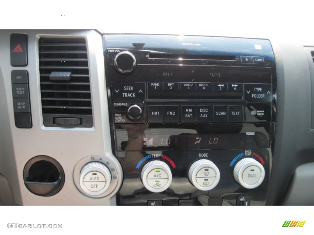 2007 Toyota Tundra Limited CrewMax Controls Photo #50753895