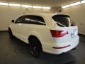 Calla White - Q7 4.2 Premium quattro Photo No. 4
