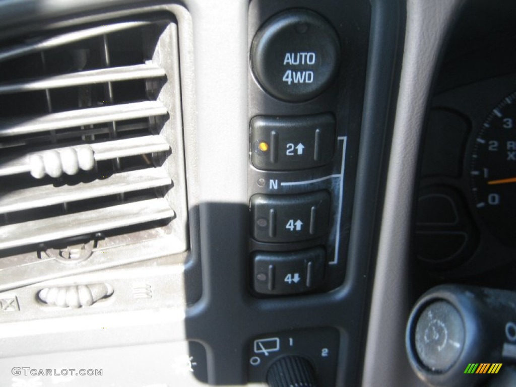 2003 Suburban 1500 LT 4x4 - Indigo Blue Metallic / Tan/Neutral photo #12