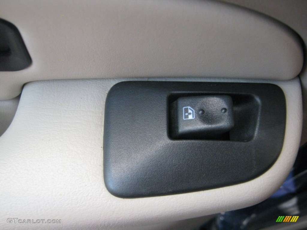 2003 Suburban 1500 LT 4x4 - Indigo Blue Metallic / Tan/Neutral photo #19