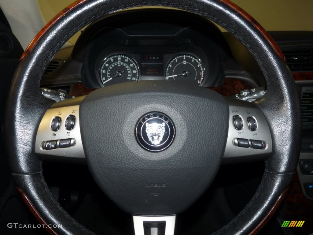 2007 Jaguar XK XK8 Coupe Charcoal Steering Wheel Photo #50756919