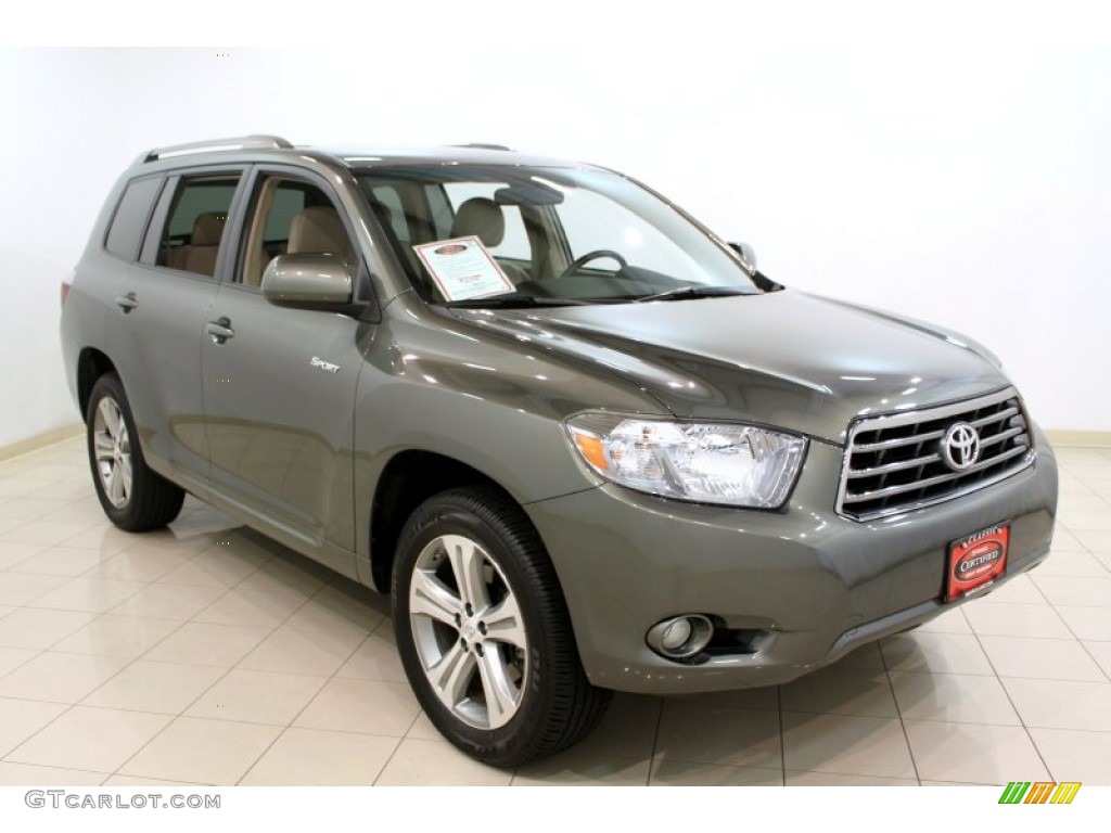 Cypress Green Pearl Toyota Highlander