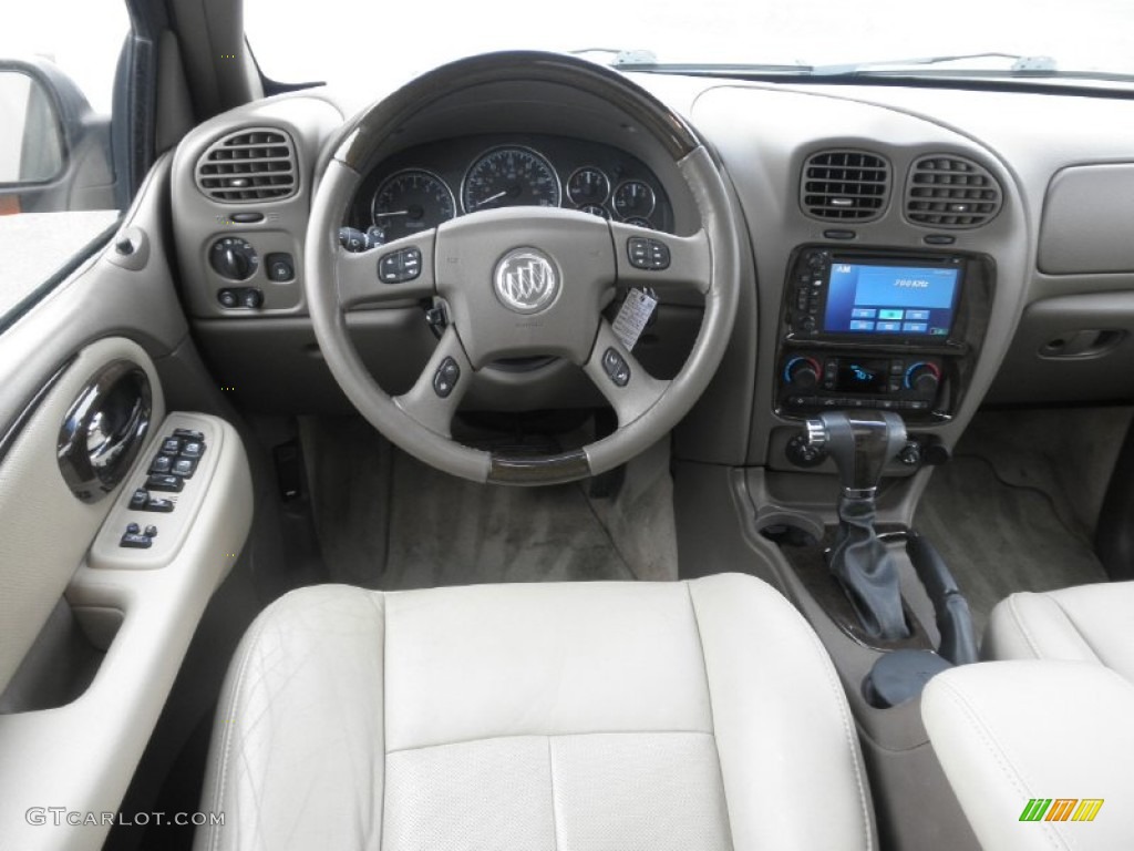 2005 Buick Rainier CXL AWD Cashmere Dashboard Photo #50759007
