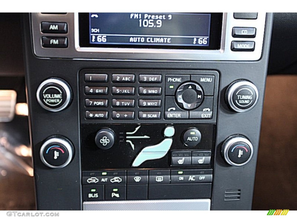 2010 V70 3.2 R-Design - Ice White / R Design Off Black/Ceramic Light Split photo #10