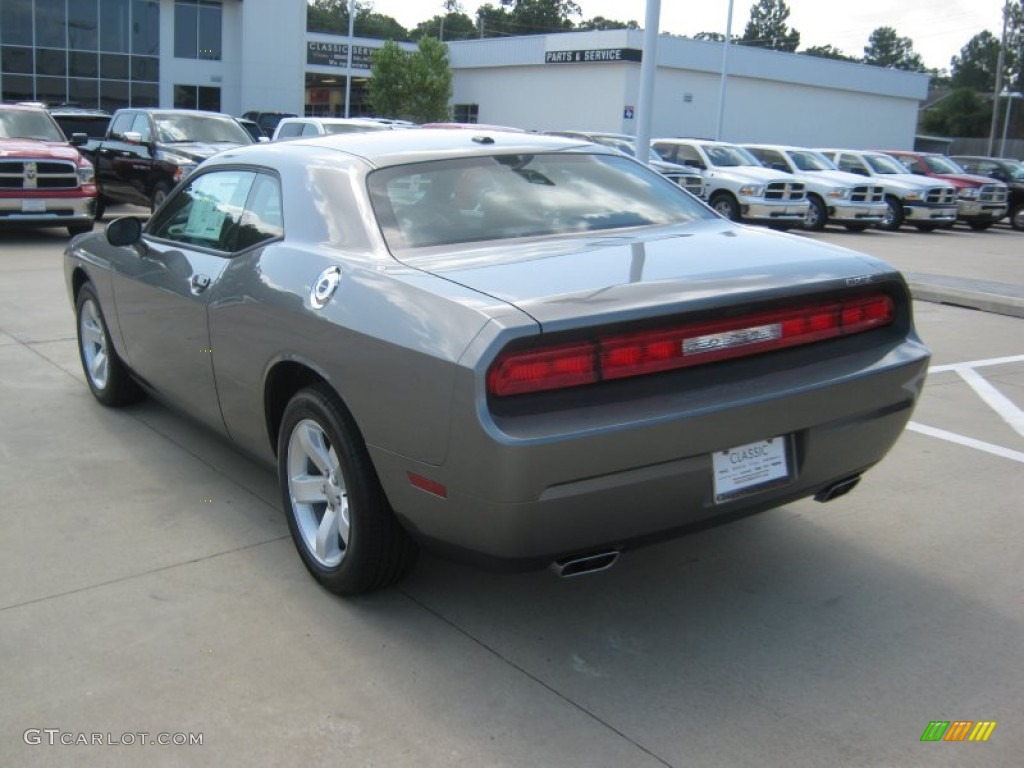 2011 Challenger SE - Tungsten Metallic / Dark Slate Gray photo #3
