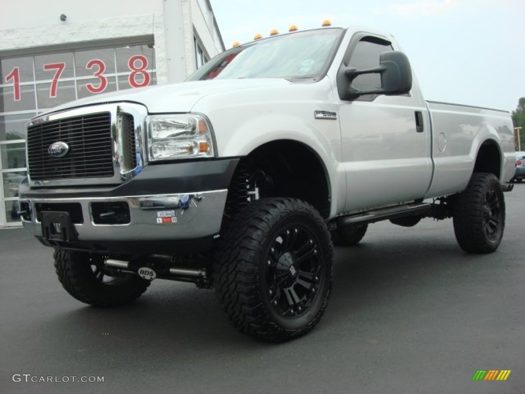 2006 F250 Super Duty XL Regular Cab 4x4 - Silver Metallic / Medium Flint photo #8