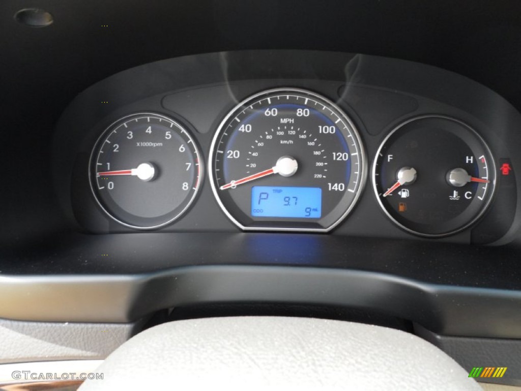 2011 Hyundai Santa Fe Limited Gauges Photo #50762052