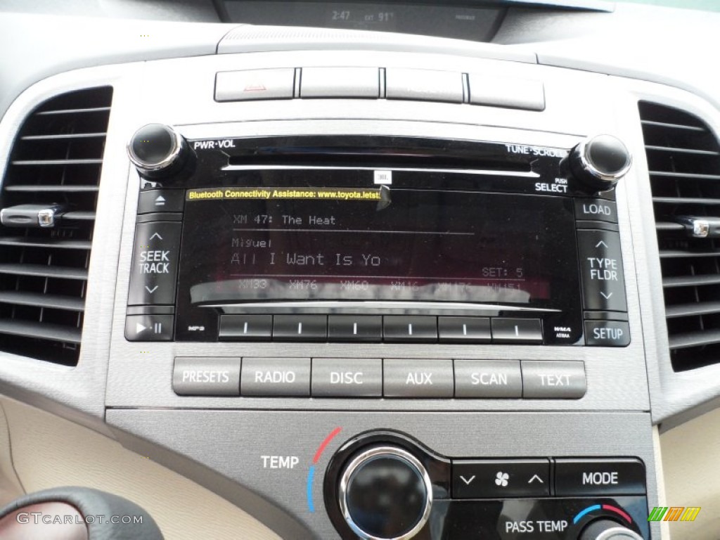 2011 Toyota Venza V6 Controls Photo #50763327
