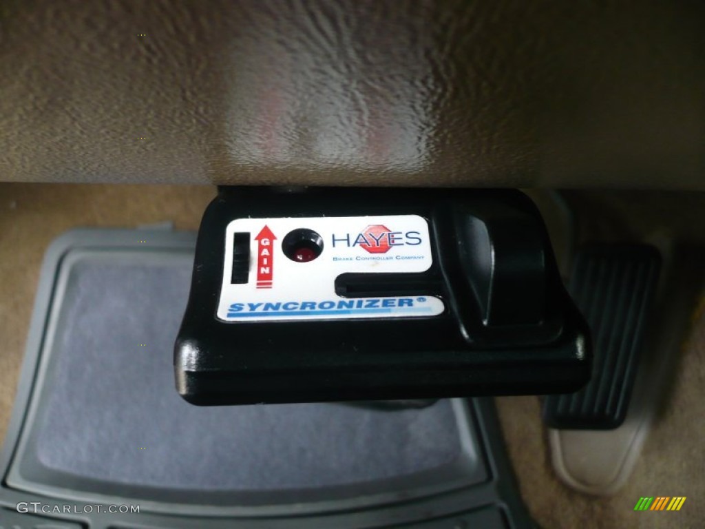 2002 Silverado 2500 LS Extended Cab 4x4 - Indigo Blue Metallic / Tan photo #29
