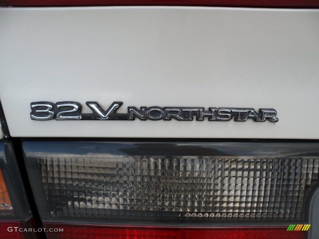 2000 Cadillac Seville SLS Marks and Logos Photo #50768037