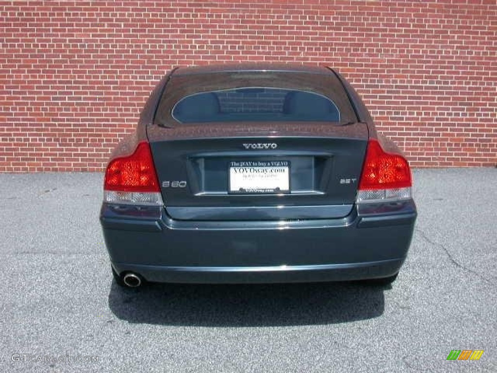2005 S60 2.5T - Barents Blue Metallic / Taupe/Light Taupe photo #8