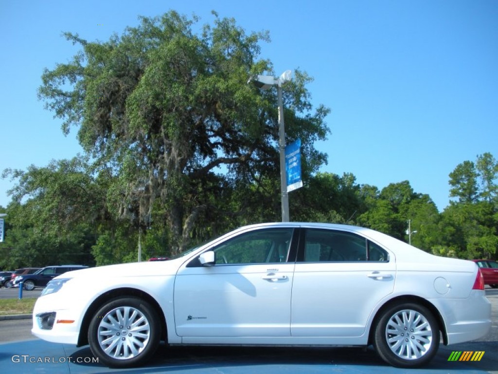 2010 Fusion Hybrid - White Platinum Tri-coat Metallic / Medium Light Stone photo #2