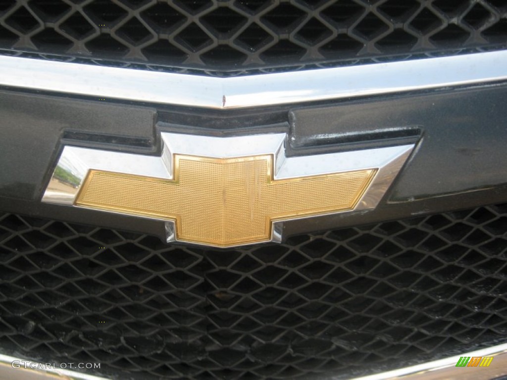 2010 Traverse LT AWD - Black Granite Metallic / Cashmere photo #29