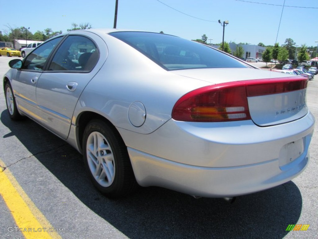Bright Silver Metallic 2000 Dodge Intrepid Standard Intrepid Model Exterior Photo #50773467