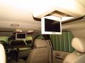 White Diamond - Escalade ESV AWD Photo No. 17