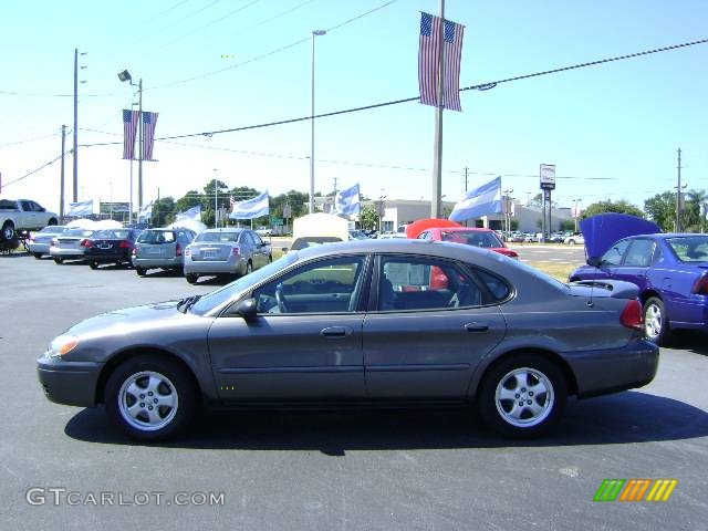 2005 Taurus SE - Dark Shadow Grey Metallic / Medium/Dark Flint photo #4