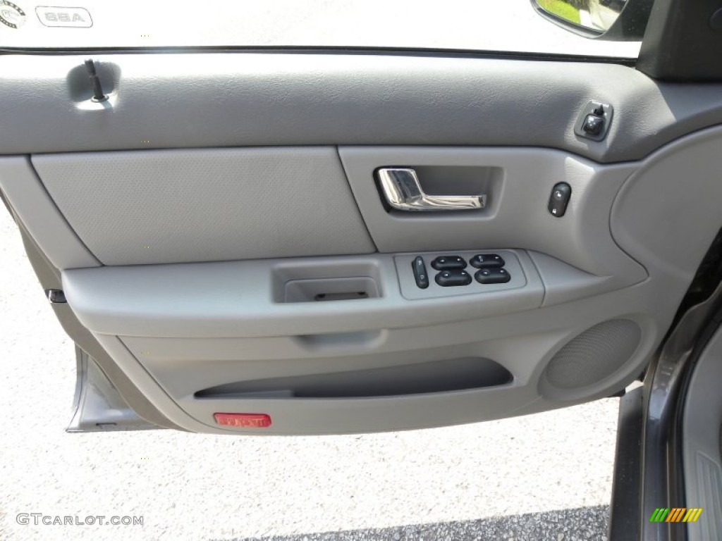 2003 Ford Taurus SE Wagon Medium Graphite Door Panel Photo #50776383